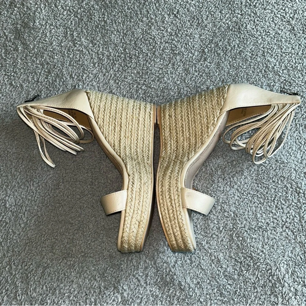Society Women's Cream Wedge Sandals